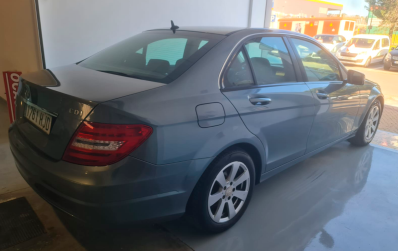 MERCEDES-BENZ CLASE C 200 CDI