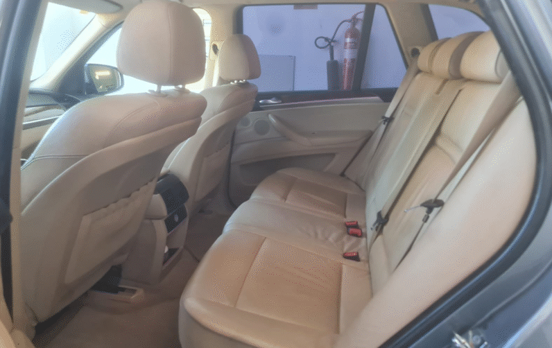 BMW X5 3.0d 235CV – Pack M