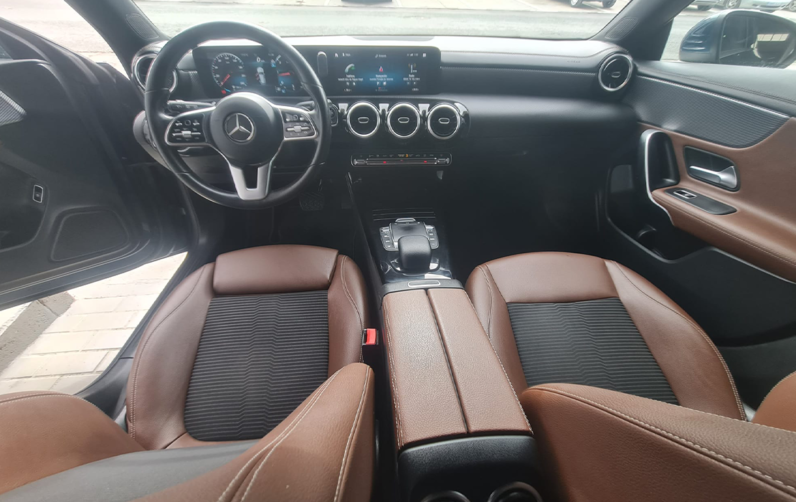 Mercedes Cla Shooting Brake 220d Automático