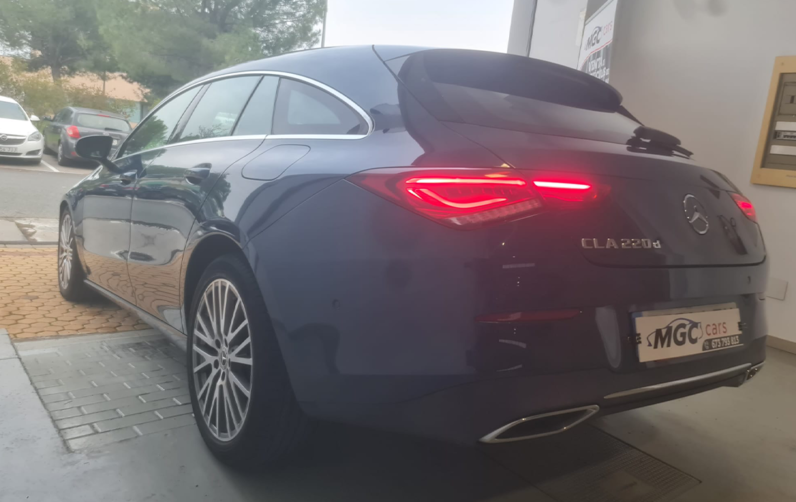Mercedes Cla Shooting Brake 220d Automático