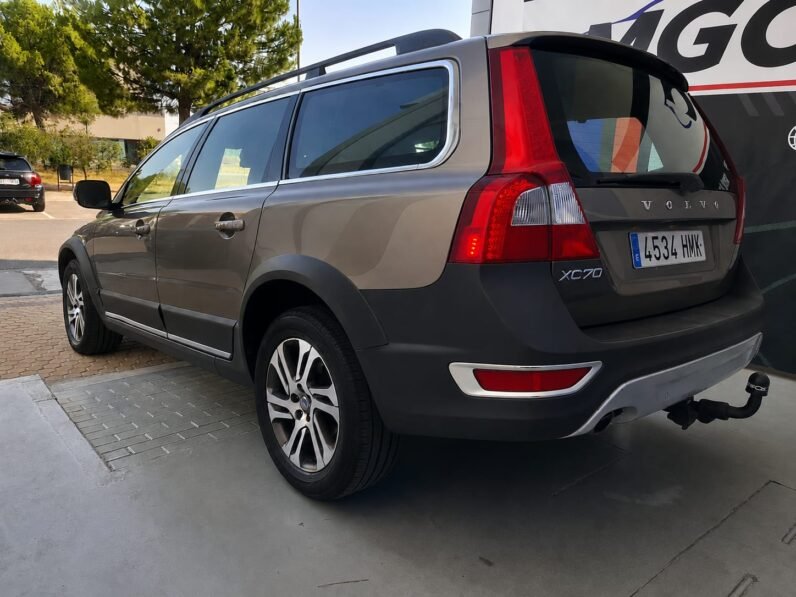 VOLVO XC70